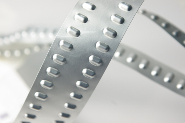 Doseur Blister par Compression de poudre